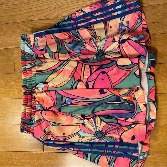 Adidas skirt size 36 small - Picture 5 of 5